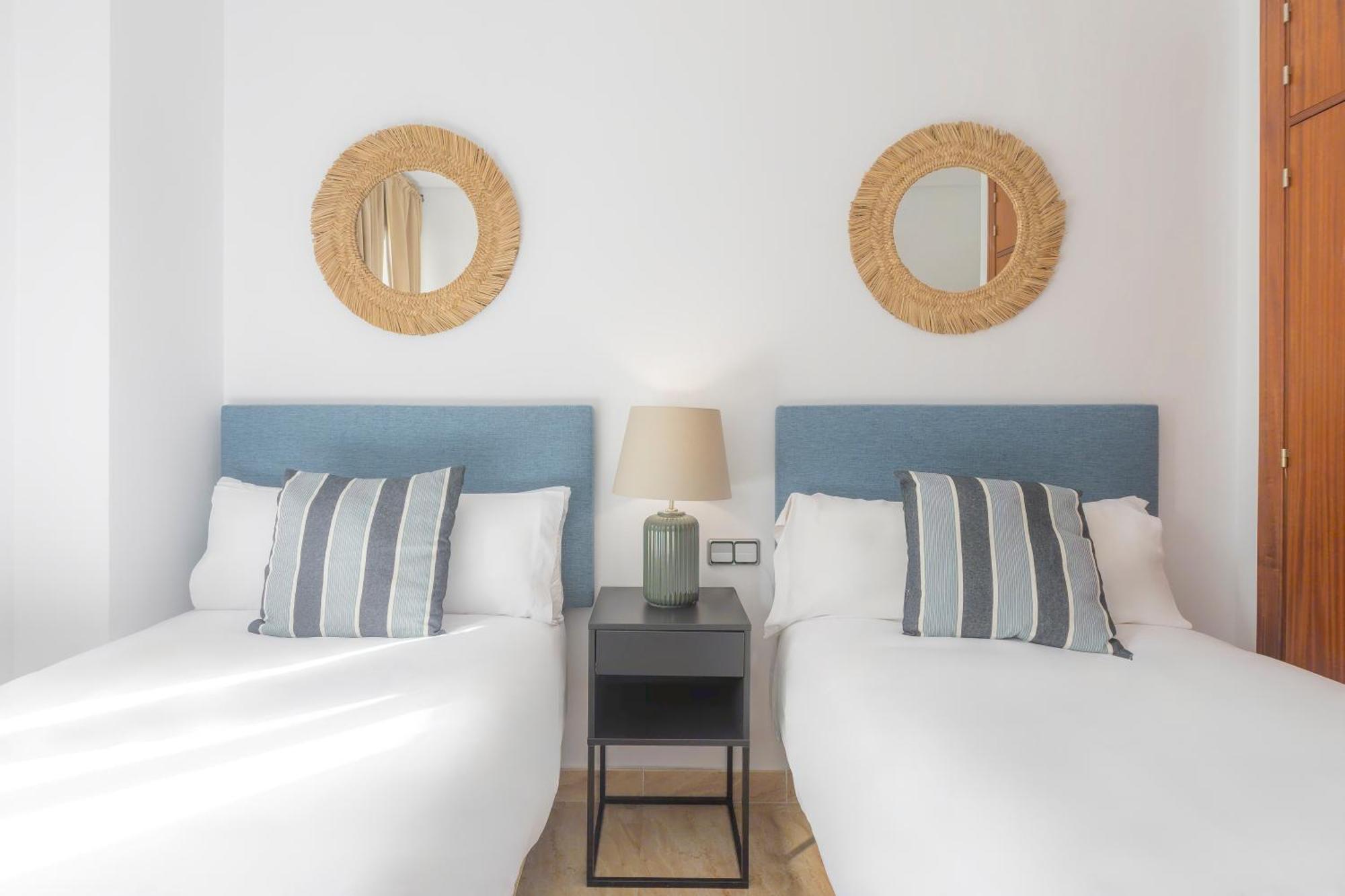 Apartamentos Moon Dreams Puerto Ель-Пуерто-де-Санта-Марія Екстер'єр фото